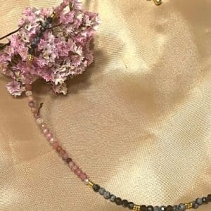 Turmalina Rosa e Obsidiana Flocos de Neve Colar
