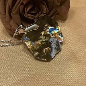 Labradorite Pendente