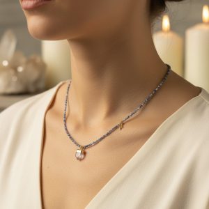 Sodalite Colar com pendente de Quartzo